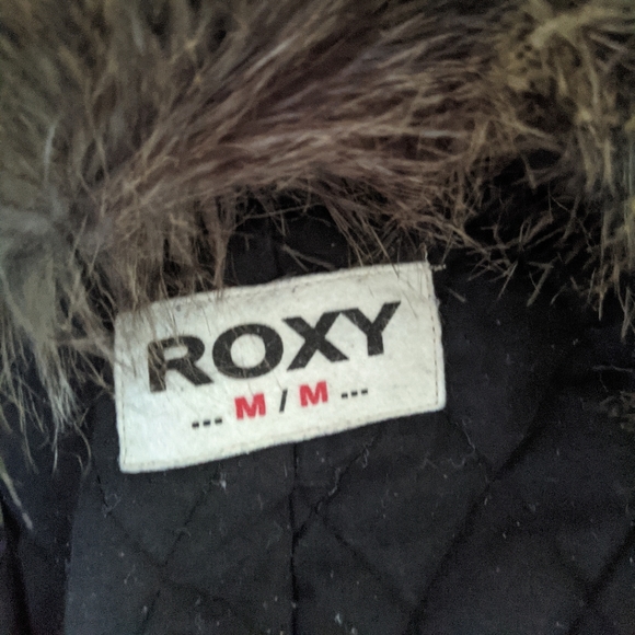 Roxy Winter Parka - Picture 4 of 4